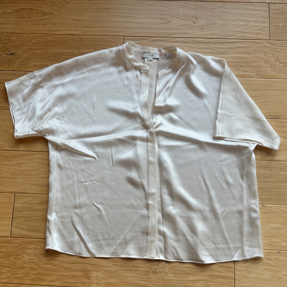 Vince Cream Dolman Short Sleeve Top